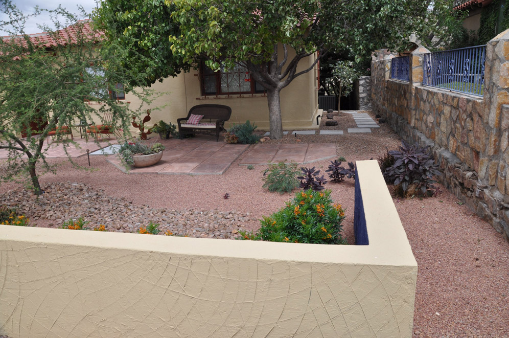 Modern El Paso Garden 6